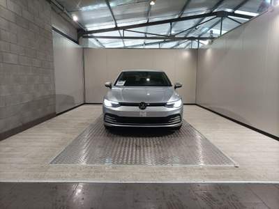 Volkswagen Golf 1.0 eTSI EVO DSG Life Grigio usata Magenta