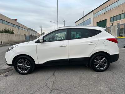 Hyundai ix35 1.7 CRDi 2WD Xpossible Bianco usata Fonte Nuova