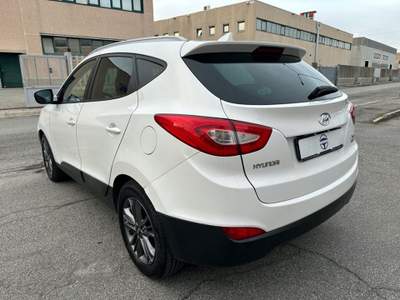 Hyundai ix35 1.7 CRDi 2WD Xpossible Bianco usata Fonte Nuova