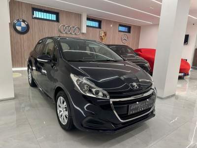 Peugeot 208 PureTech 68 5 porte Active Blu/Azzurro usata San Sebastiano al Vesuvio