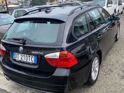 BMW Serie 3 320d d cat Touring Eletta Nero usata Coriano