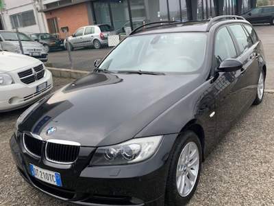 BMW Serie 3 320d d cat Touring Eletta Nero usata Coriano