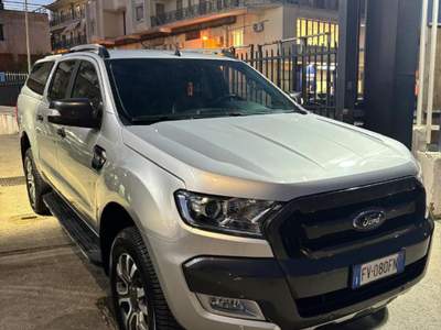 Ford Ranger 2.0 TDCi aut. DC Wildtrak 5 posti Grigio usata Casoria