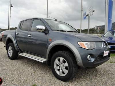 Mitsubishi L200 2.5 DI-D/136CV Double Cab Intense Grigio usata Olbia
