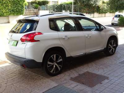 Peugeot 2008 1.6 HDI 92 CV ALLURE Bianco usata Quartu Sant'Elena