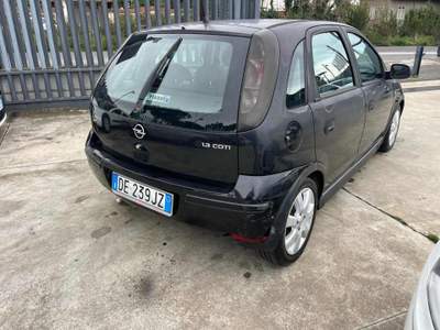 Opel Corsa 1.3 16V CDTI cat 5 porte Club Nero usata Giugliano in Campania
