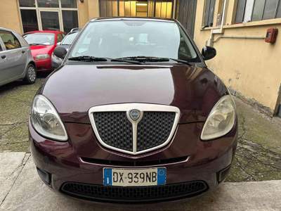 Lancia Ypsilon 1.4 Platino Ecochic GPL Lilla usata Torino