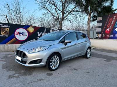 Ford Fiesta 1.4 5p. Bz.- GPL Titanium Grigio usata Nola