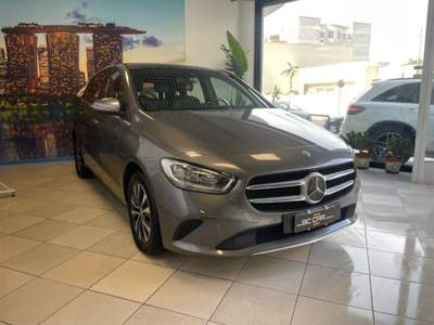 Mercedes-Benz Classe B d Automatic *NAVI*CAMERA Grigio usata Mesagne