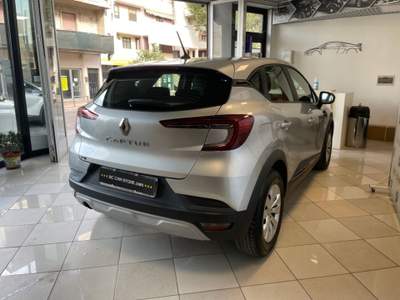 Renault Captur Blue dCi 115 CV EDC *NAVI*LED Argento usata Mesagne