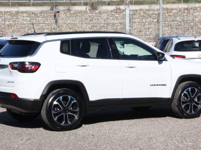 Jeep Compass 1.6 Multijet II 2WD Limited Bianco usata Bernalda