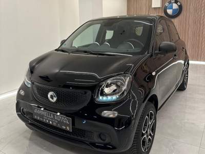 Smart ForFour 70 1.0 Passion Nero usata San Sebastiano al Vesuvio