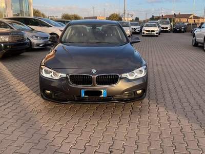 BMW Serie 3 320d d xDrive Touring Bus. Advantage aut. IVA ESPOSTA Grigio usata Monte San Savino