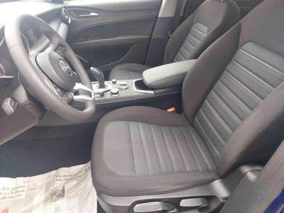 Alfa Romeo Stelvio 2.2 Turbodiesel 190 CV AT8 Q4 Business Blu/Azzurro usata Grottaminarda