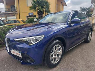 Alfa Romeo Stelvio 2.2 Turbodiesel 190 CV AT8 Q4 Business Blu/Azzurro usata Grottaminarda