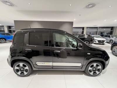 Fiat Panda 1.0 FireFly S&S Hybrid Pandina 5 Posti Km.0 Nero usata Massanzago