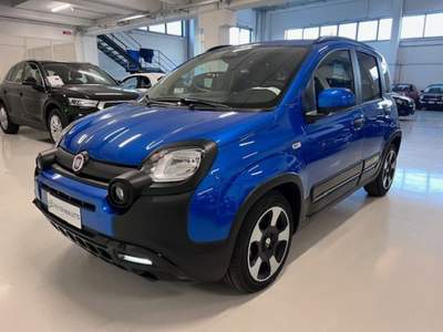 Fiat Panda 1.0 FireFly S&S Hybrid Pandina 5 Posti Km.0 Blu/Azzurro usata Massanzago