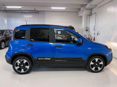 Fiat Panda 1.0 FireFly S&S Hybrid Pandina 5 Posti Km.0 Blu/Azzurro usata Massanzago