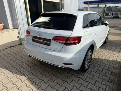 Audi A3 SPB 1.6 TDI S tronic Sport Bianco usata Roma