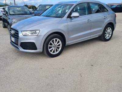 Audi Q3 2.0 TDI 120 CV Business Argento usata Alcamo