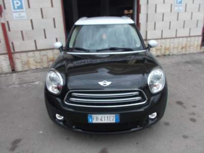 MINI Countryman Mini Cooper D Business Countryman Automatica Nero usata San Giorgio Jonico