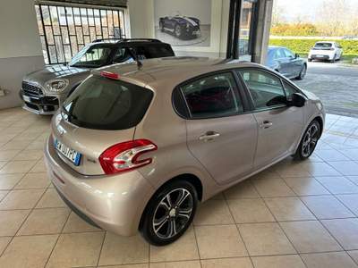 Peugeot 208 PureTech 82 5 porte Allure Grigio usata Rodengo Saiano