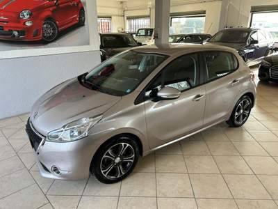 Peugeot 208 PureTech 82 5 porte Allure Grigio usata Rodengo Saiano