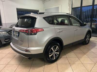 Toyota RAV4 RAV4 2.0 D-4D 2WD Lounge Argento usata Rodengo Saiano