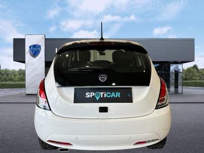 Lancia Ypsilon 1.0 FireFly 5 porte S&S Hybrid Platino Bianco usata Bologna