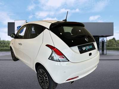 Lancia Ypsilon 1.0 FireFly 5 porte S&S Hybrid Platino Bianco usata Bologna