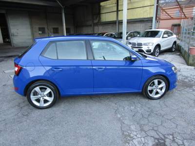 Skoda Fabia 1.0 MPI Design Edition NEOPATENTATI * 37.000 KM * Blu/Azzurro usata Lecco
