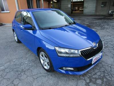 Skoda Fabia 1.0 MPI Design Edition NEOPATENTATI * 37.000 KM * Blu/Azzurro usata Lecco