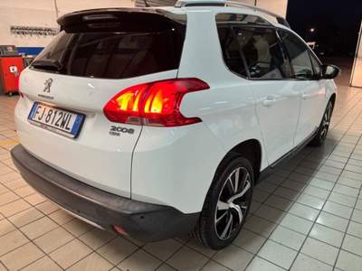 Peugeot 2008 1° serie 1.6 e-HDi 115 CV Stop&Start Allure Bianco usata Cassino