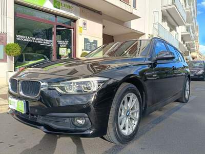 BMW Serie 3 318d d Touring Business Advantage Nero usata Putignano