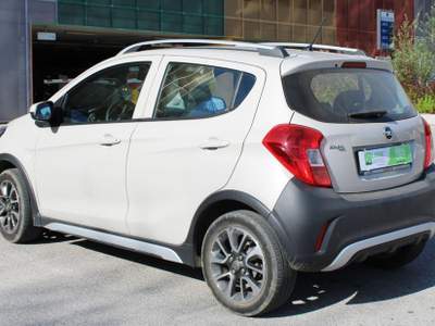 Opel Karl Rocks 1.0 73 CV Beige usata Potenza