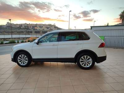 Volkswagen Tiguan 1.6 TDI SCR Business BlueMotion Technology Bianco usata Agrigento