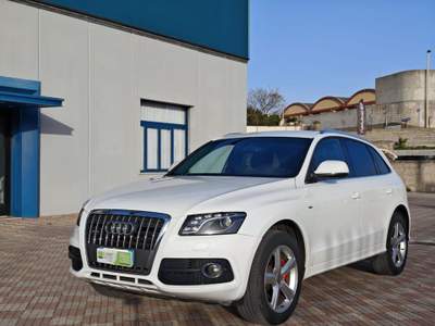 Audi Q5 2.0 TDI 170 CV quattro S tronic Bianco usata Sassari