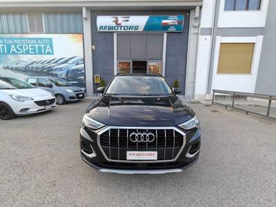 Audi Q3 2.0 TDI 150 CV S tronic Business advanced Nero usata San Nicola Manfredi