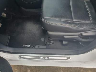 Toyota Yaris 1.0 5 porte Lounge OK NEOPATENTATO Bianco usata Savigliano
