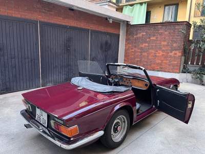 Triumph TR6 p1 2.5 6 cilindri iscritto ASI Lilla usata Torino