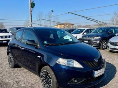 Lancia Ypsilon 1.2 69 CV 5p+NEOPATENTATI+SOLO 64000 KM Blu/Azzurro usata Roburent