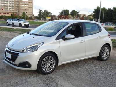 Peugeot 208 Neo Patentati - Unico Proprietario Bianco usata Ragusa