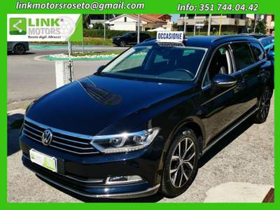 Volkswagen Passat 2.0 TDI DSG Highline BlueMotion Technology Nero usata Roseto degli Abruzzi