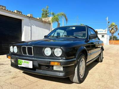 BMW Serie 3 320i i Cabriolet Nero usata Siracusa