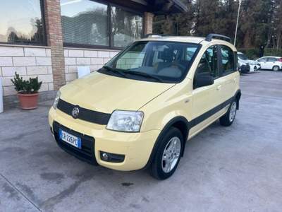 Fiat Panda 1.2 4x4 Climbing Giallo usata Caltagirone
