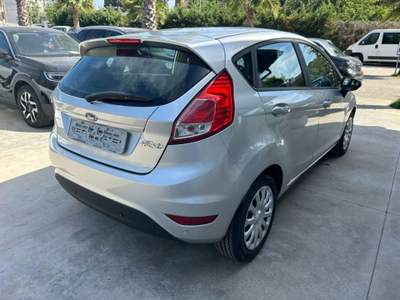 Ford Fiesta 1.5 TDCi 95CV 5 porte Argento usata Caltagirone