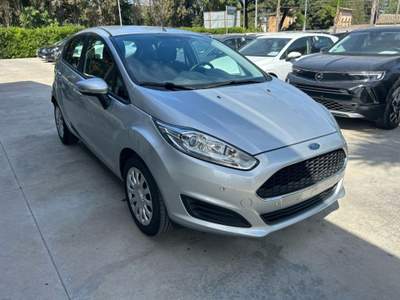 Ford Fiesta 1.5 TDCi 95CV 5 porte Argento usata Caltagirone
