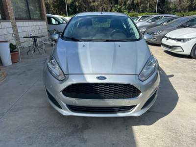 Ford Fiesta 1.5 TDCi 95CV 5 porte Argento usata Caltagirone