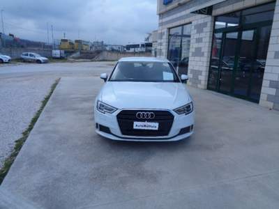 Audi A3 SPB 2.0 TDI S tronic Business Bianco usata TROIA