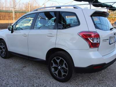 Subaru Forester 2.0D Lineartronic Sport Unlimited Bianco usata Moriago della Battaglia